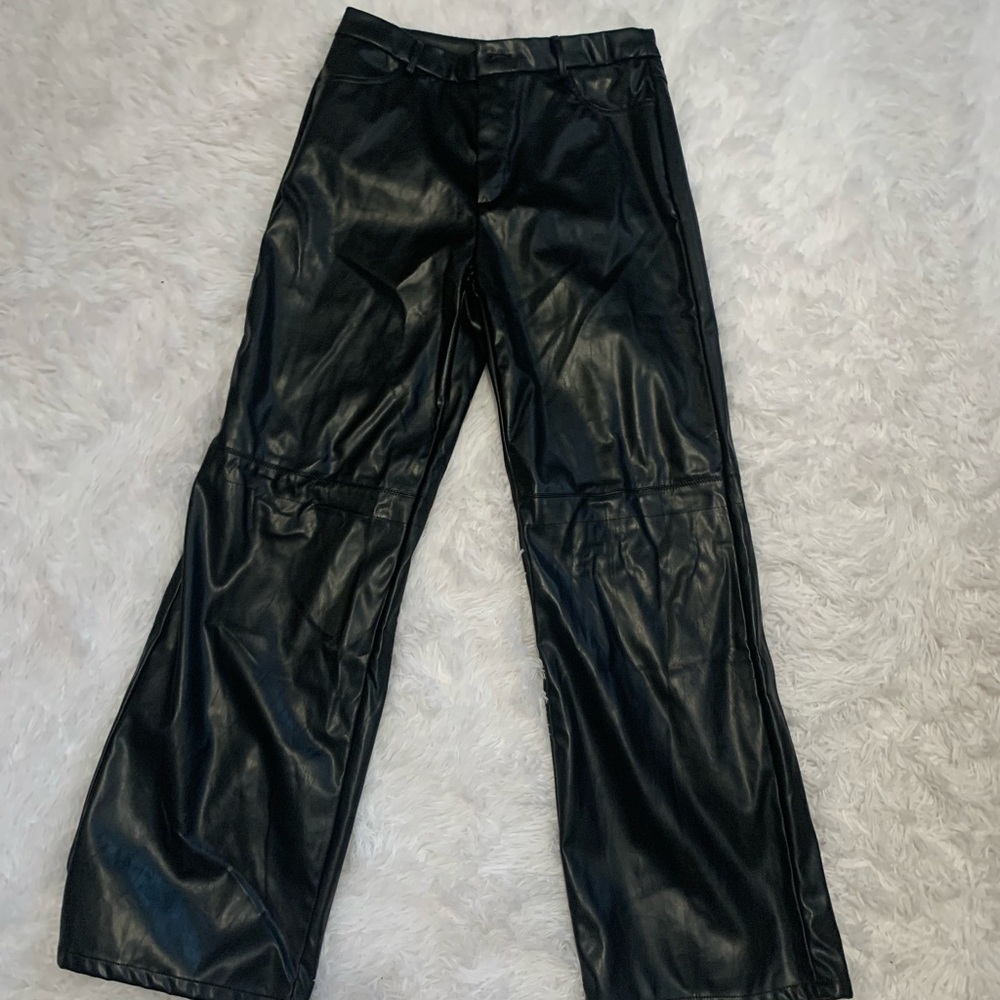 Black leather pants size large